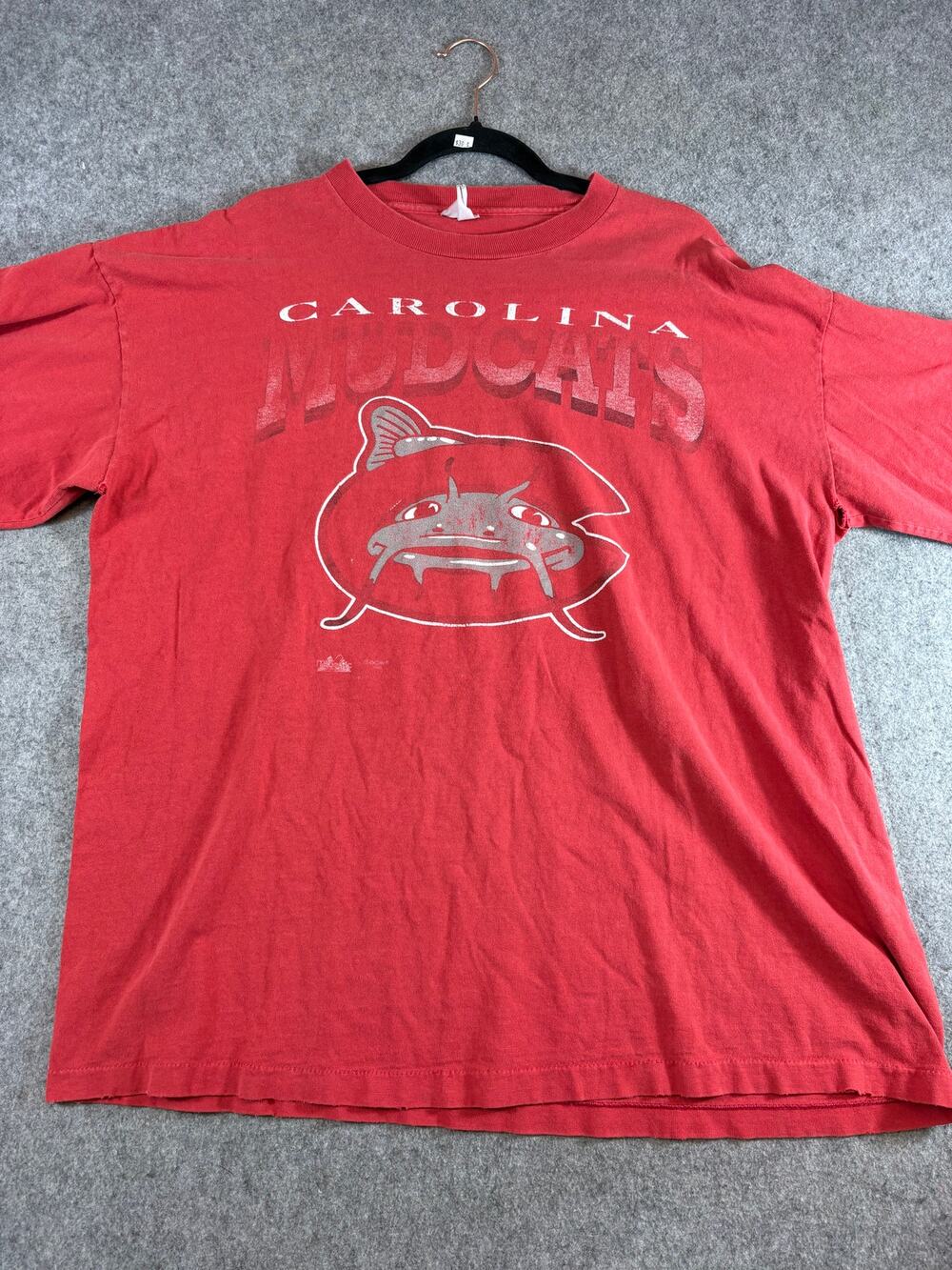 VTG Carolina Mudcats Shirt Mens XL Red Graphic Tee Minor League Baseball Faded